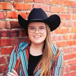 Madisyn Witcher - Professional Headshot